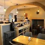 G&b - And Wines 호스텔 리스본