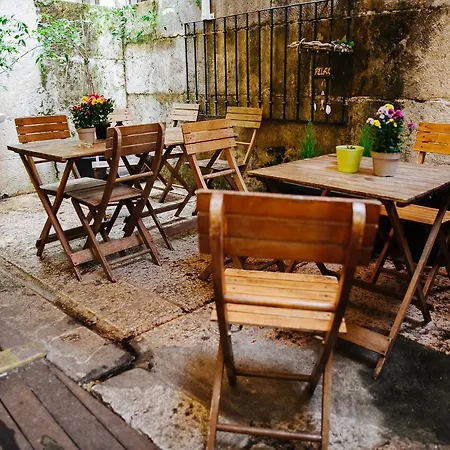 G&b - And Wines Lisboa