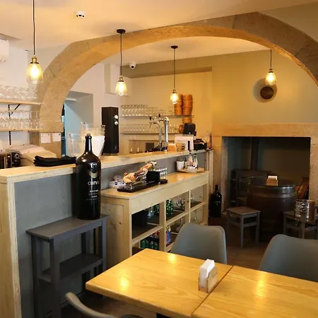 G&b - And Wines Hostel Lisboa